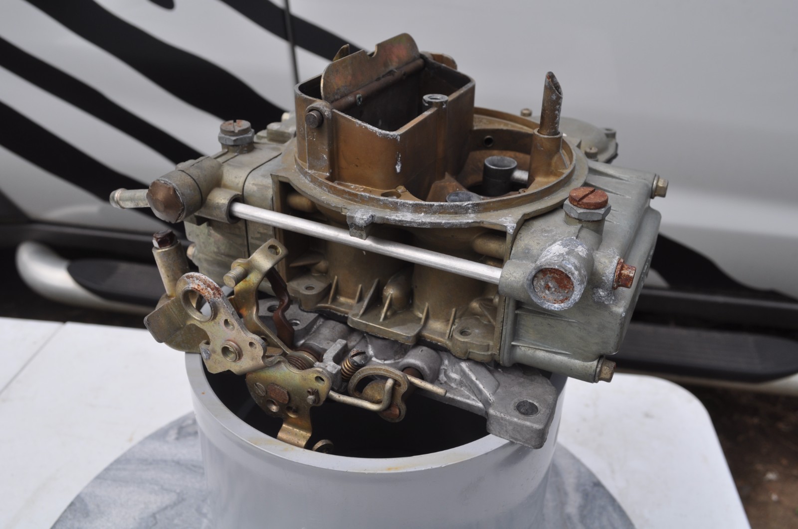VINTAGE HOLLEY FOUR BARREL CARBURETOR List 9834-1