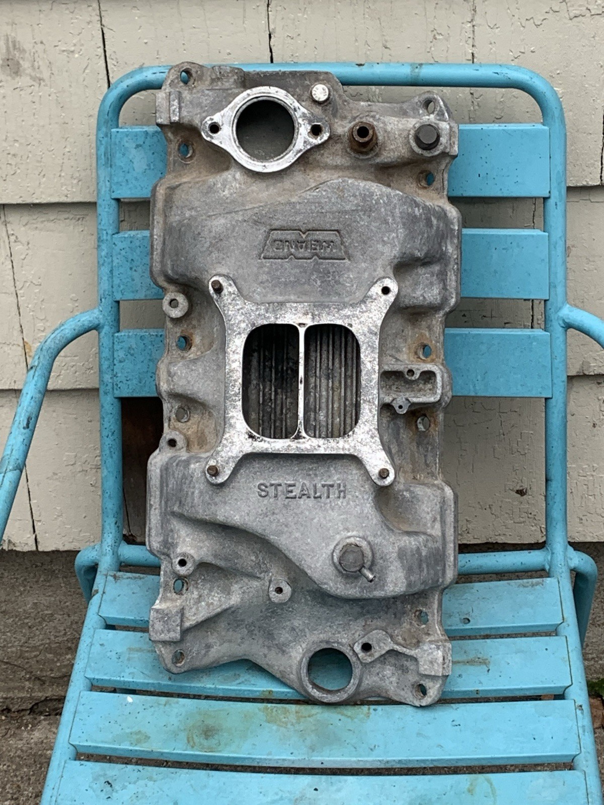 Weiand Stealth Aluminum Intake Manifold  8016 VINTAGE SBC Small Block Chevy
