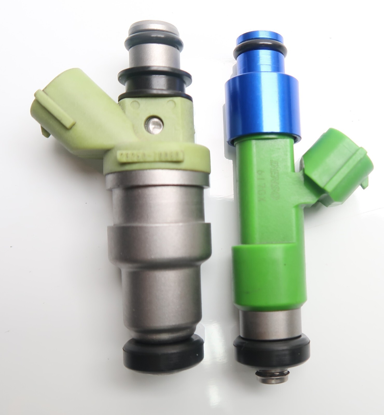 X6 Toyota SUPRA 3.0L 7MGE Fuel Injectors Denso 12-Hole UPGRADE X6 Toyota SUPRA 3.0L 7MGE Fuel Injectors Denso 12-Hole UPGRADE
