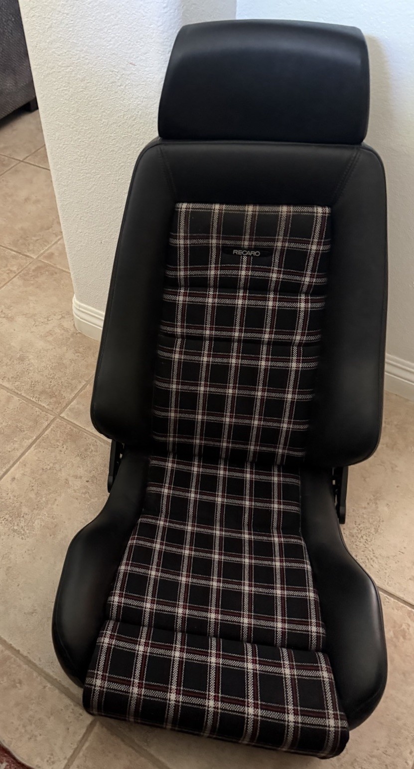 🔥LQQK BRAND NEW BMW VW PORSHE  Recaro Classic LS Seat Plaid / Black Leather 😎