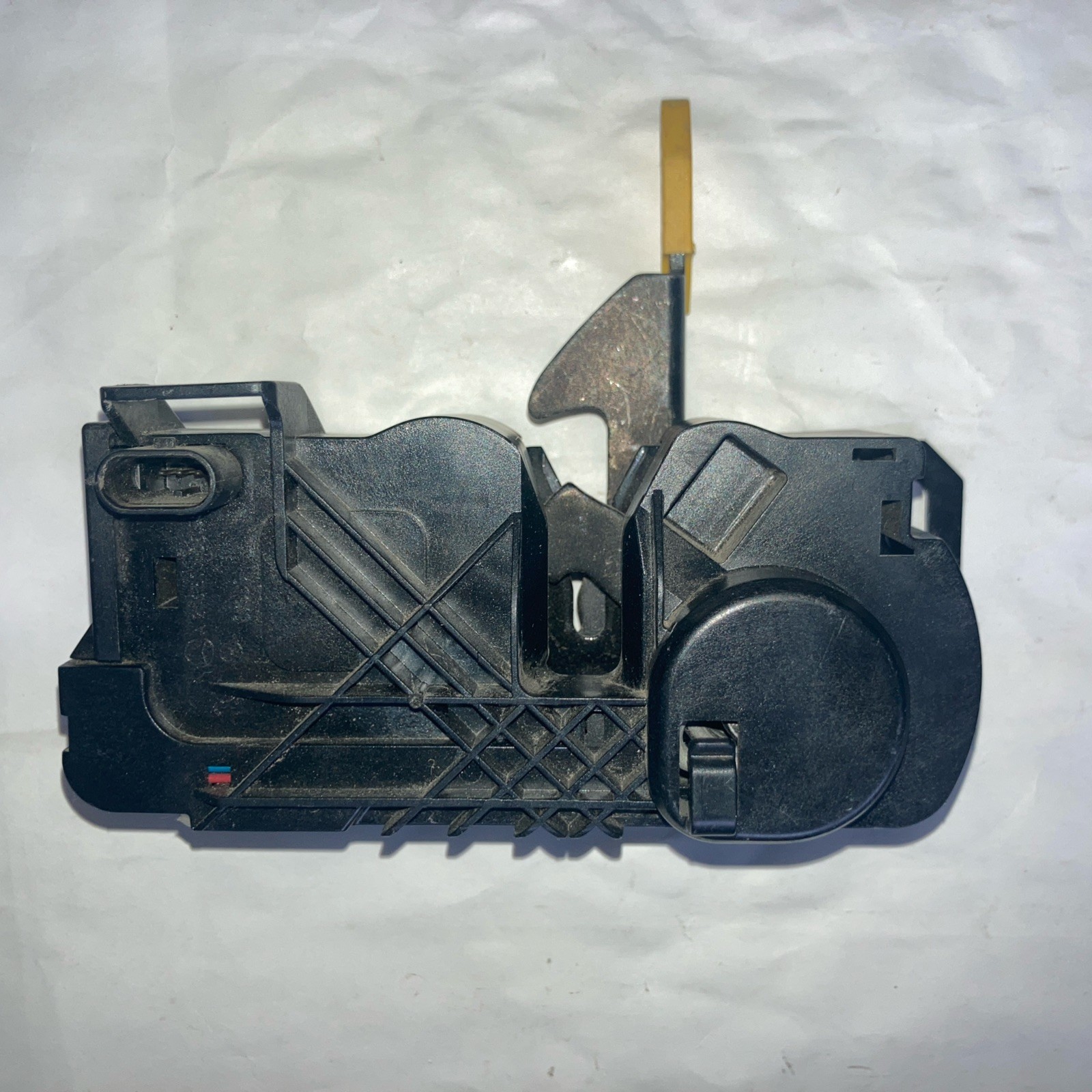 2014-2019 Mercedes Benz CLA350 Bonnet Lock Lower A2468800460 OEM 