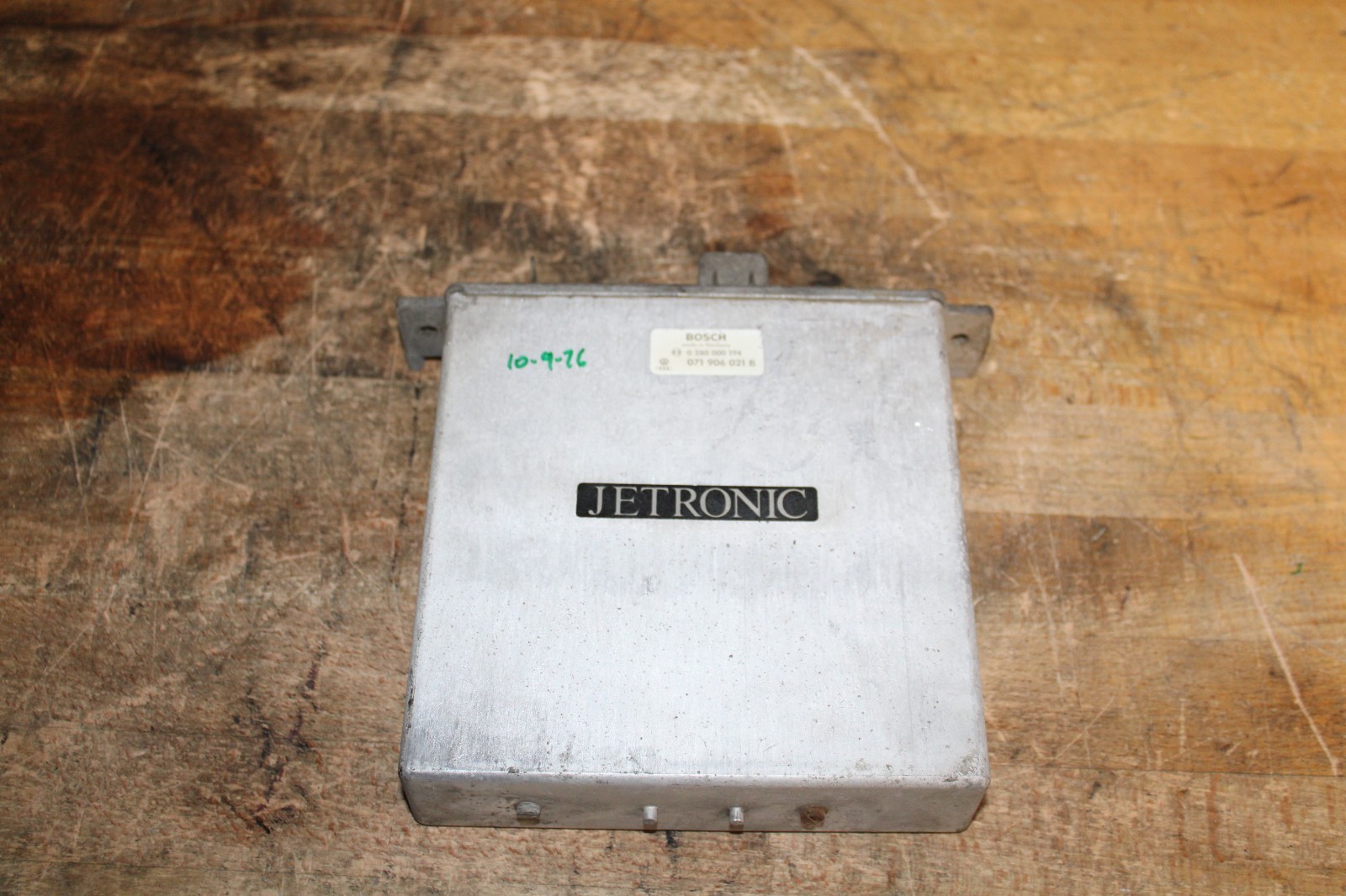 1975-1979 VW Bug Super Beetle Bus EFI ECU Computer Bosch 043906021 OEM