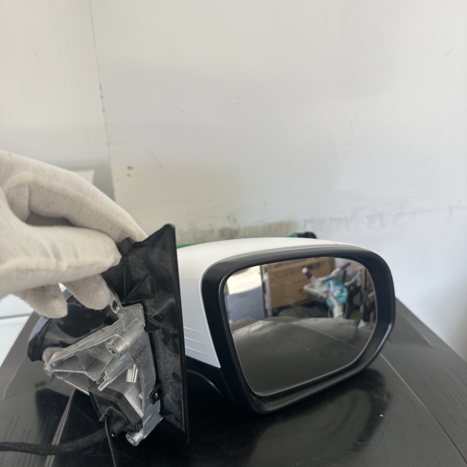2020-23 Mercedes GLE350 GLE450 GLE580 OEM Right Passenger Side Mirror Blind Spot