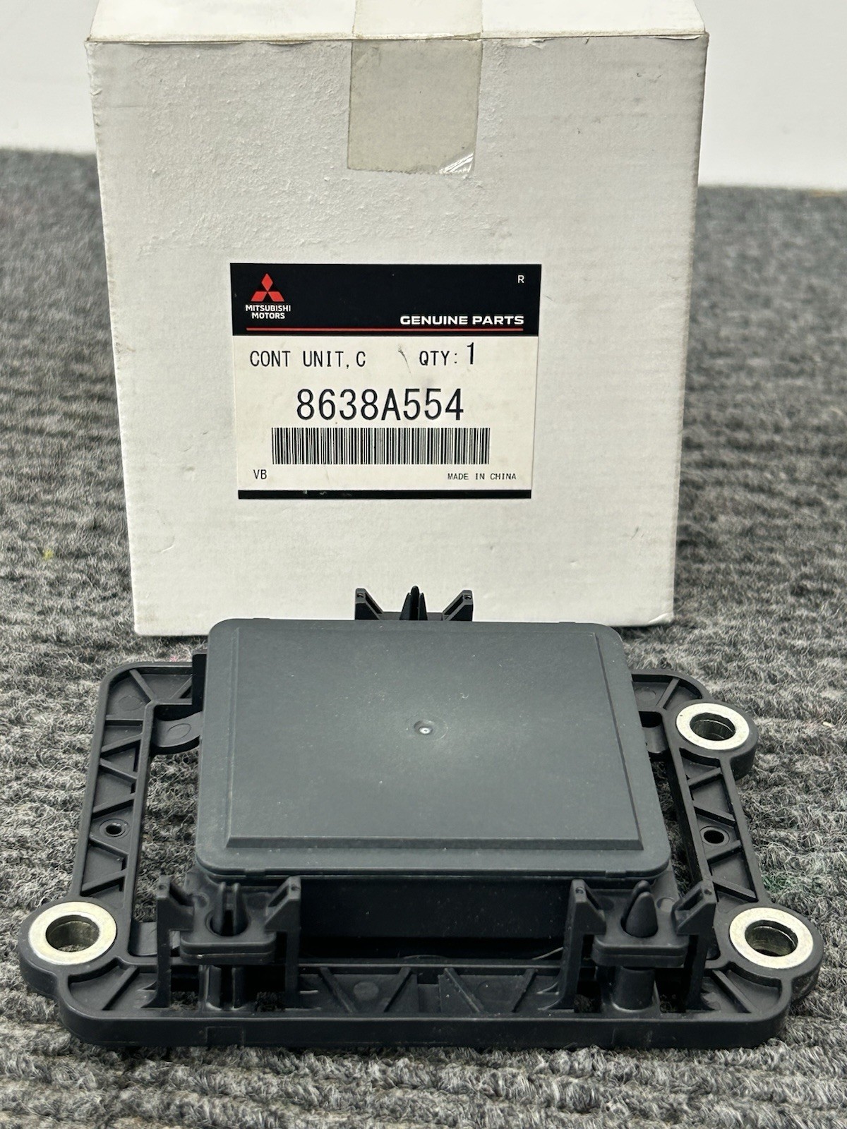 (NEW) OEM 2022 - 2024 Mitsubishi Outlander Cruise Control Radar Sensor 8638A554