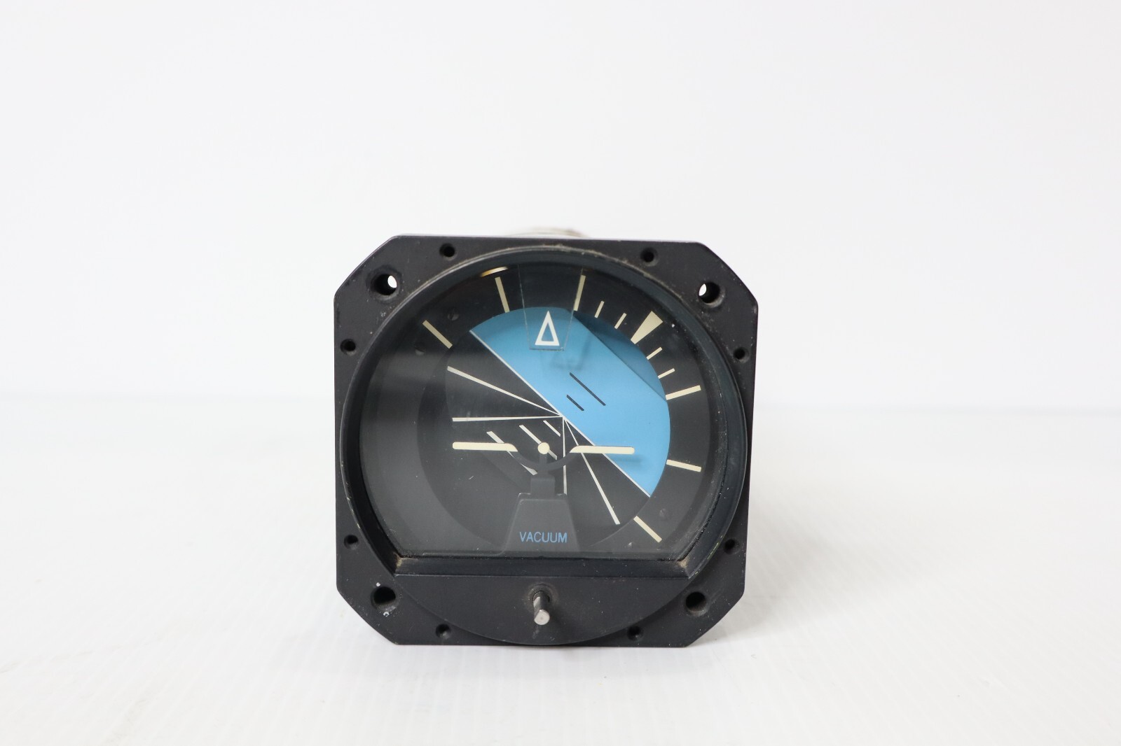 Aeritalia 36100C Horizon Gyro Indicator / Cessna C661076-0105