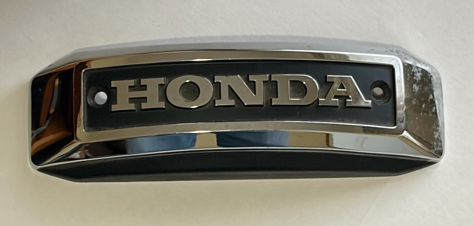 Honda GL1100 Gold Wing Steering Stem Emblem Front Fork Cover 61401-463-000 Honda GL1100 Gold Wing Steering Stem Emblem Front Fork Cover 61401-463-000