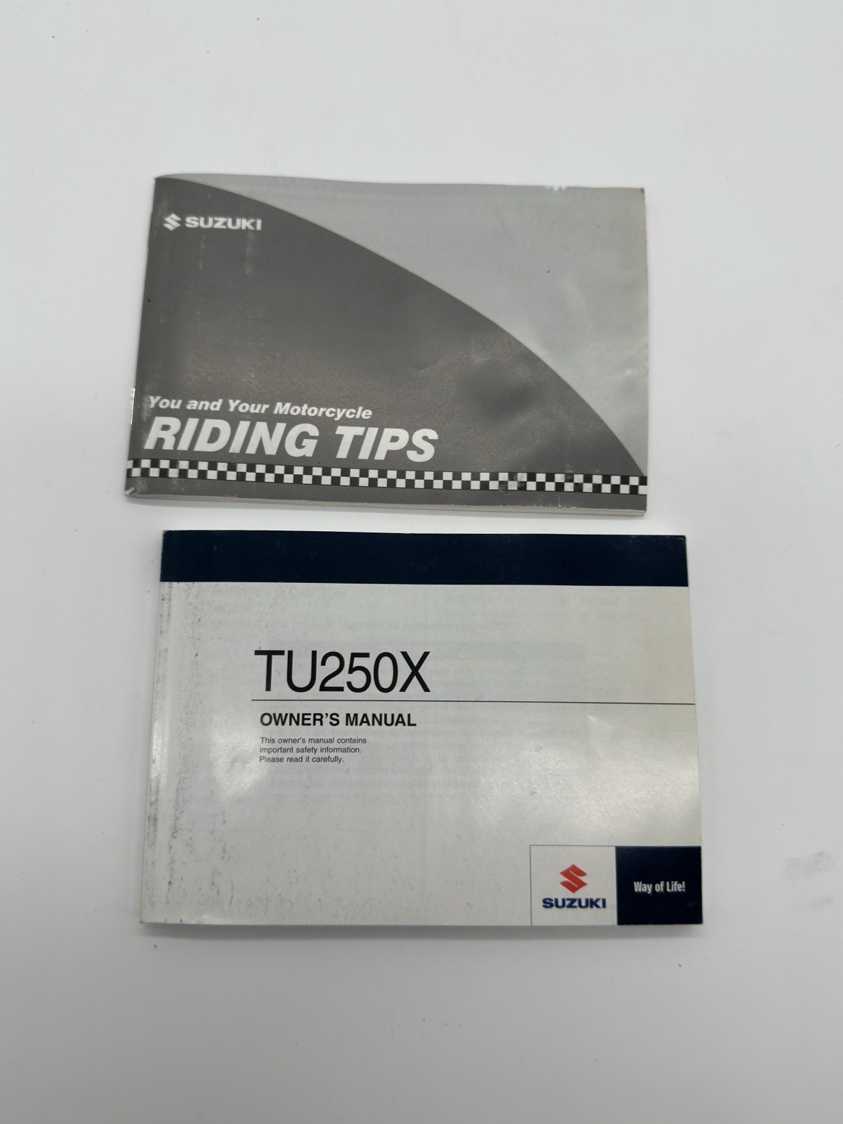 Suzuki TU250X Motorcycle Owner Operator Manual and Riding Tips Suzuki TU250X Motorcycle Owner Operator Manual and Riding Tips