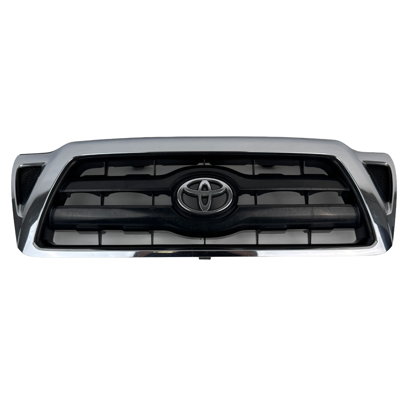 OEM 2005 - 2010 Toyota Tacoma Front Upper Grille Assembly Chrome 53100-04360