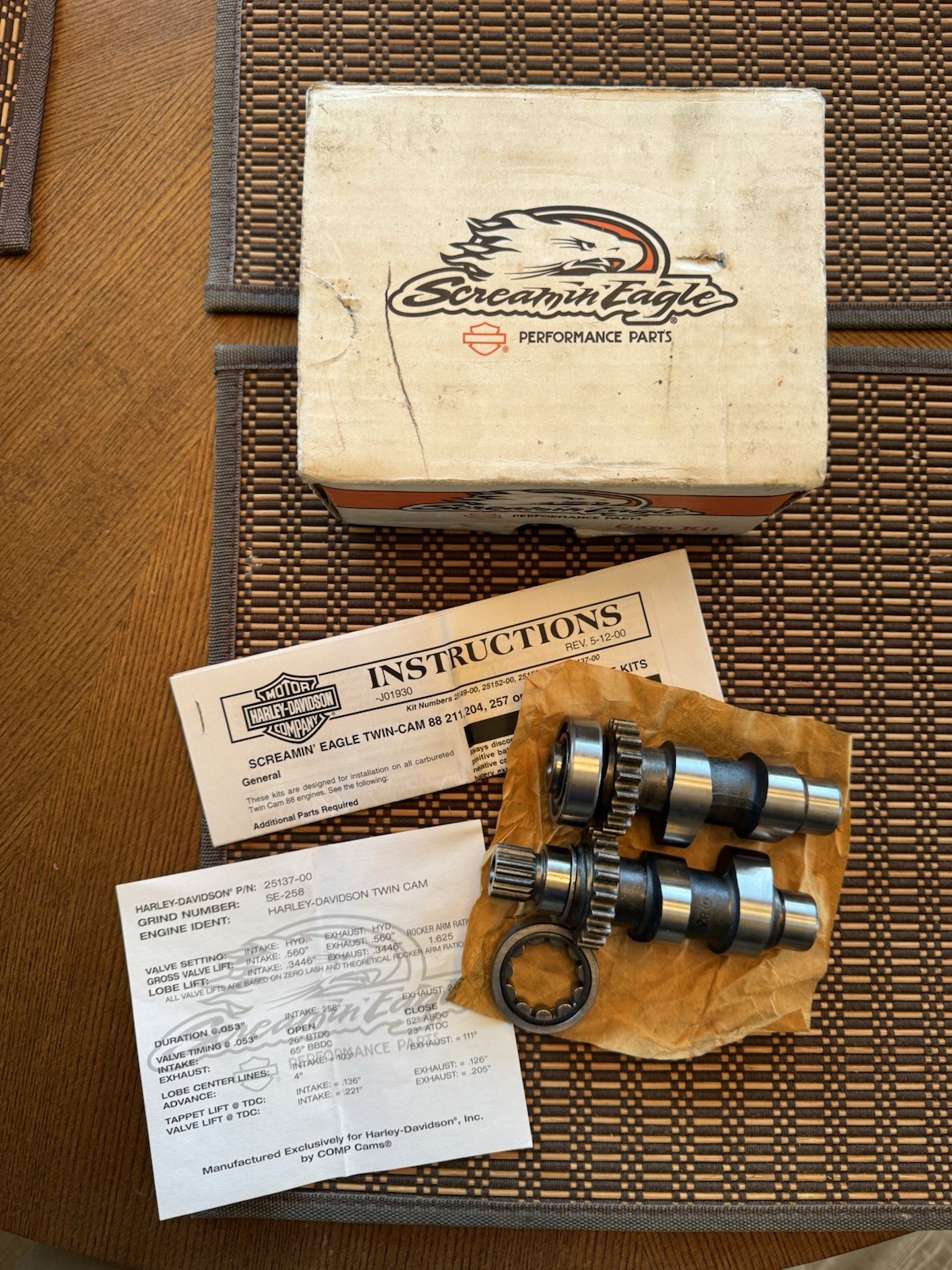 Harley Davidson Screamin Eagle SE-258 Camshaft Kit 25137-00 Twin Cam 88