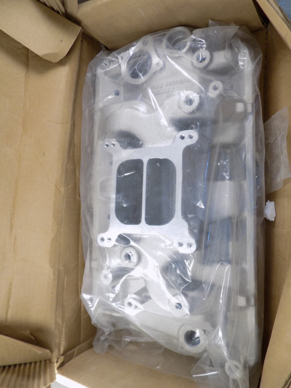 vintage NOS Edelbrock 2131 AMC Performer intake manifold 304 360 390 401 w/ box
