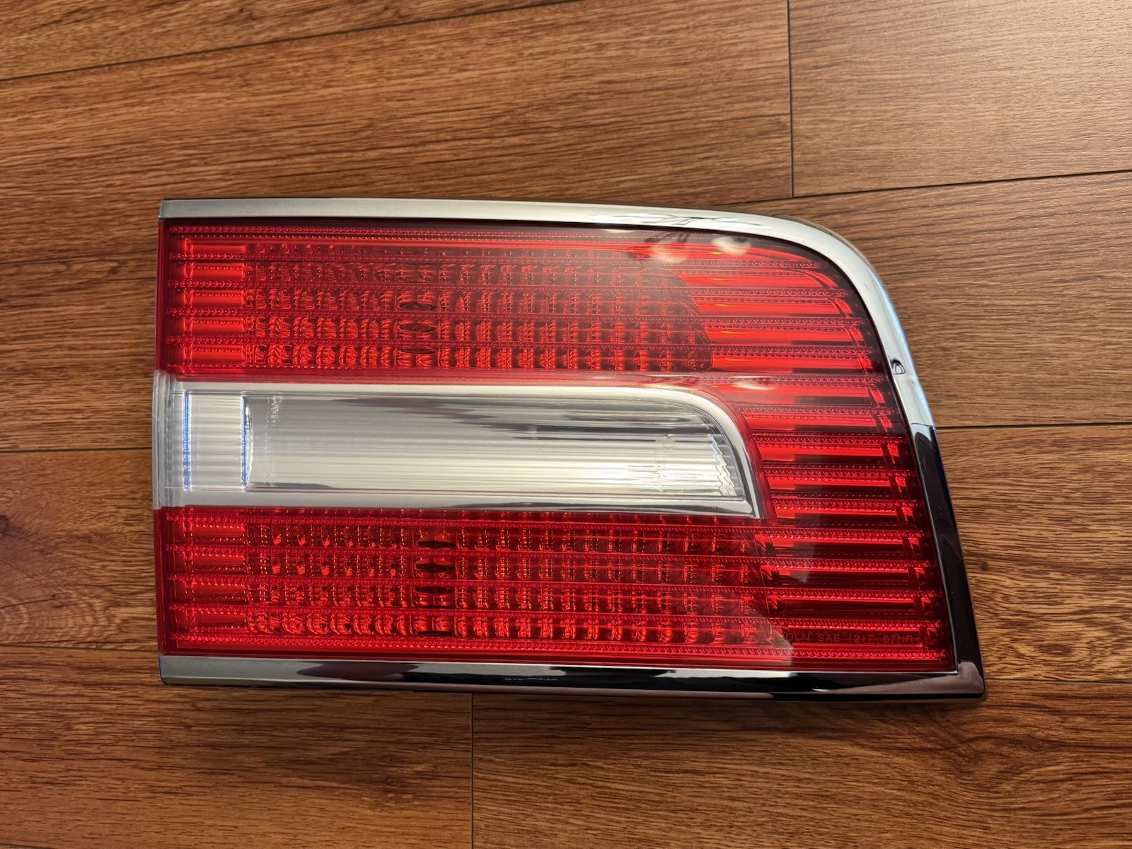 OEM 2007-2014 Lincoln Navigator Rear Left Driver Side Inner Trunk Taillight 