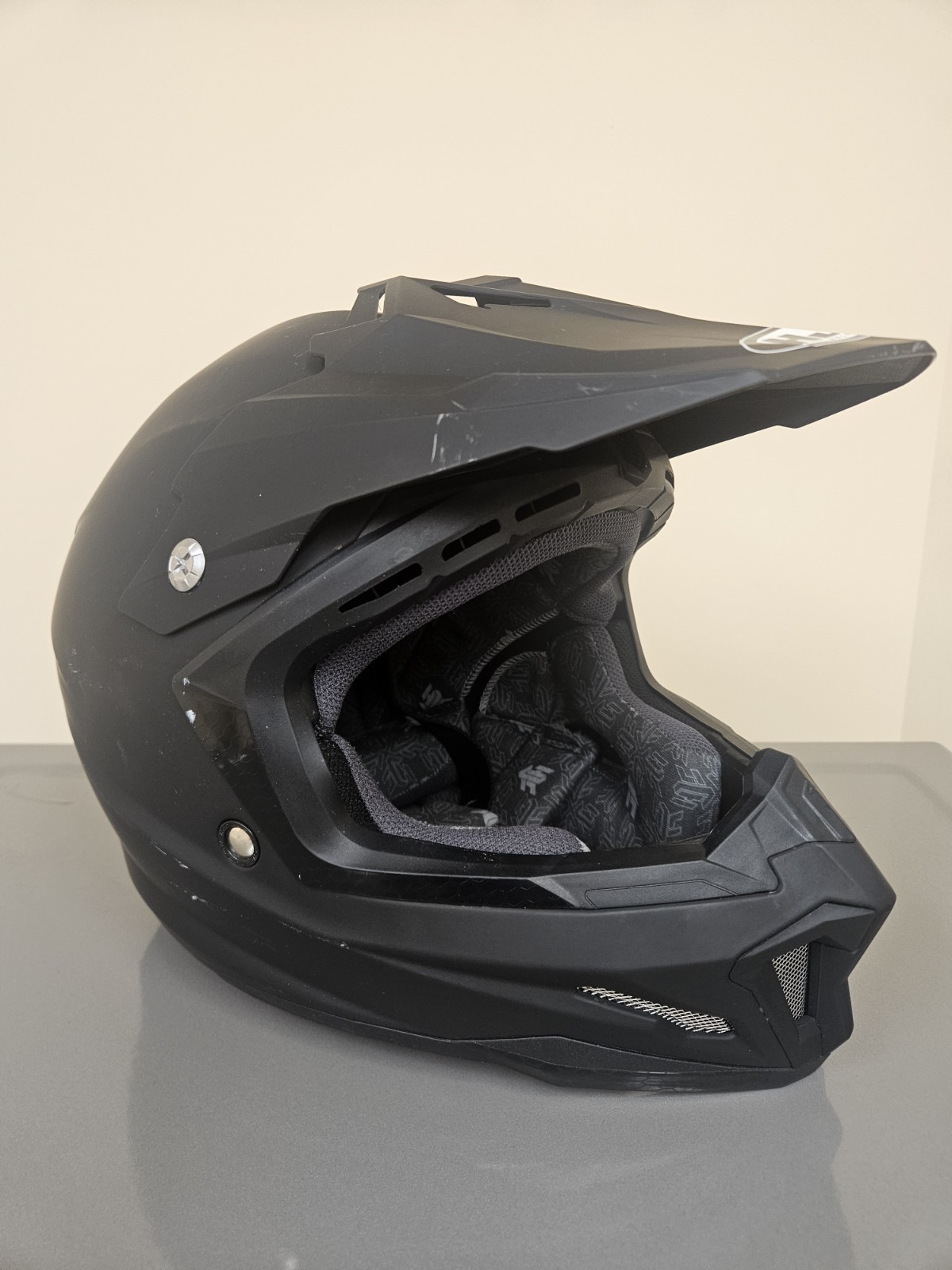USED | HJC CL-X7 Plus Motorcycle Helmet 3XL Black