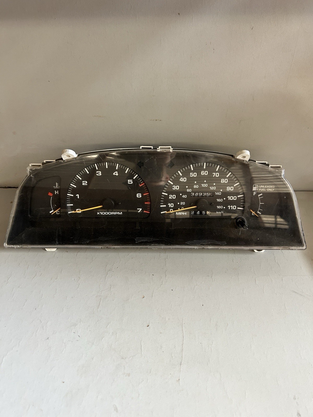 1996-2002 Toyota 4Runner Gauge Cluster Speedometer OEM For Manual Trans 4x4 1996-2002 Toyota 4Runner Gauge Cluster Speedometer OEM For Manual Trans 4x4