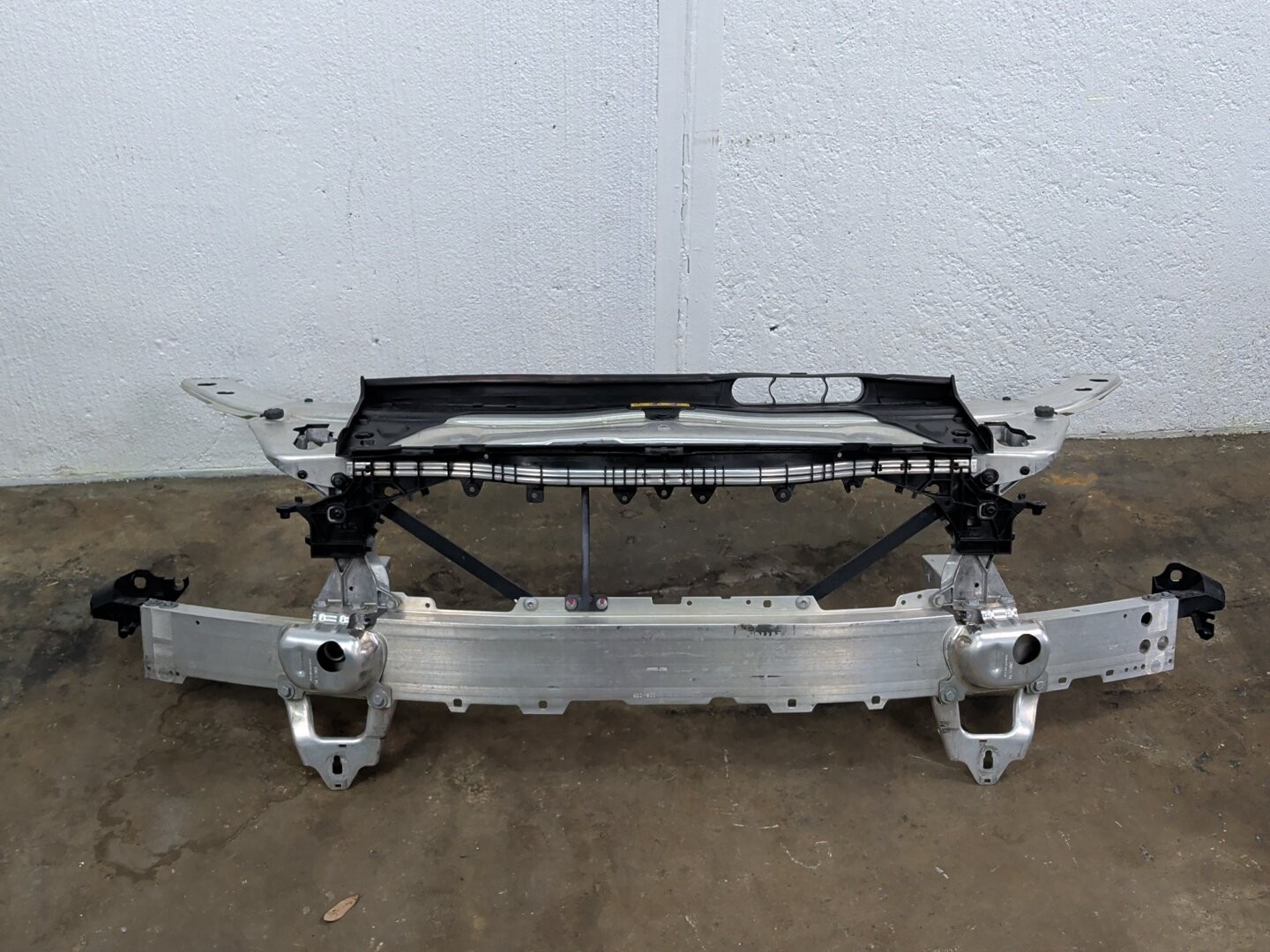 15-21 Mercedes-Benz C300 C-Class W205 Radiator Support Reinforcement Bar Panel