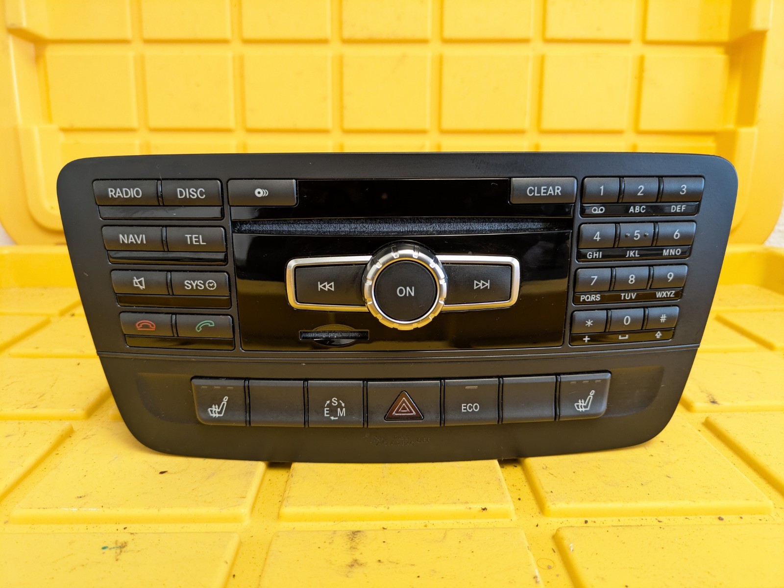✅ 2014-2015 Mercedes CLA250 Navigation Head Unit Radio COMAND NTG4.5 A2469005912