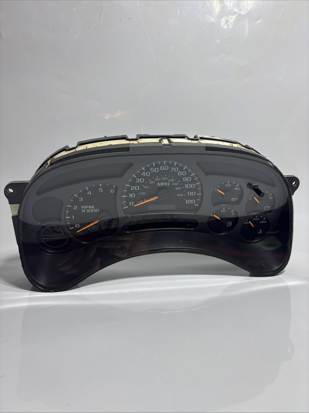 03-06 SILVERADO SIERRA TAHOE YUKON INSTRUMENT GAUGE CLUSTER SPEEDOMETER
