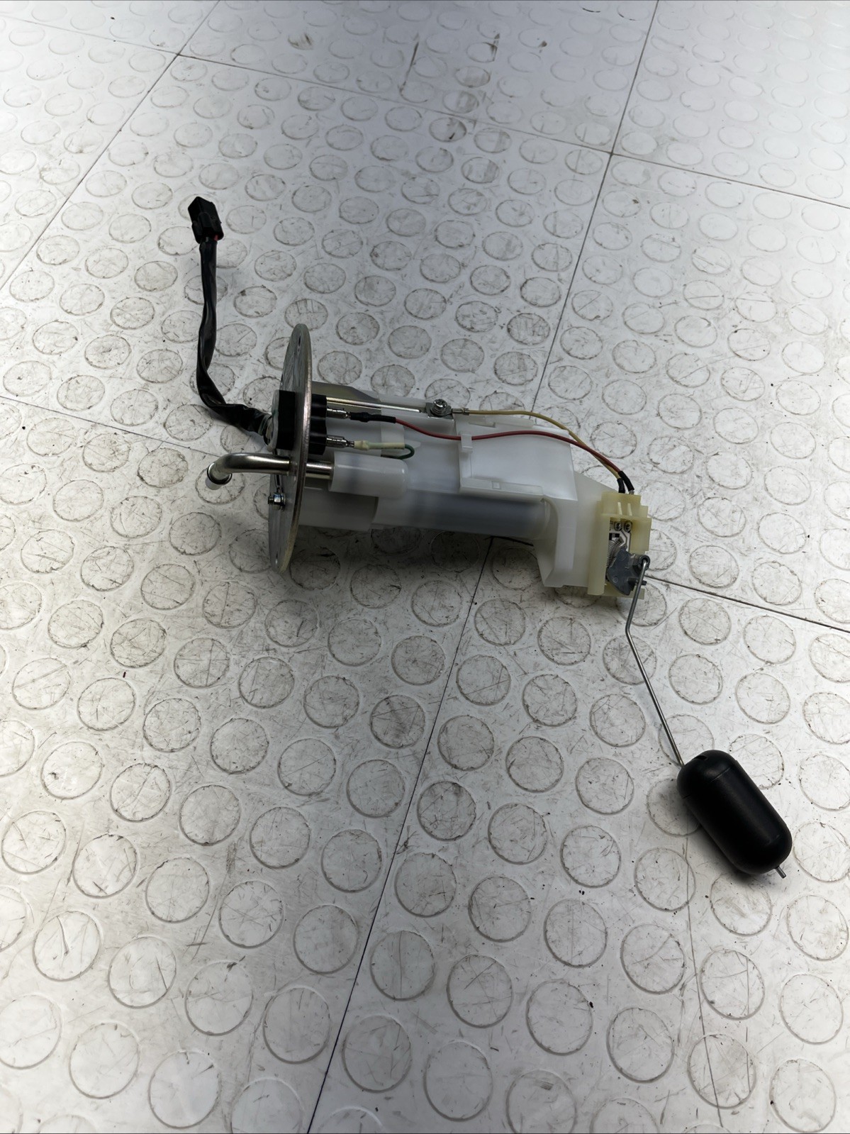 2017-2023 KAWASAKI NINJA VERSYS-X300 KLE300C FUEL PUMP OEM