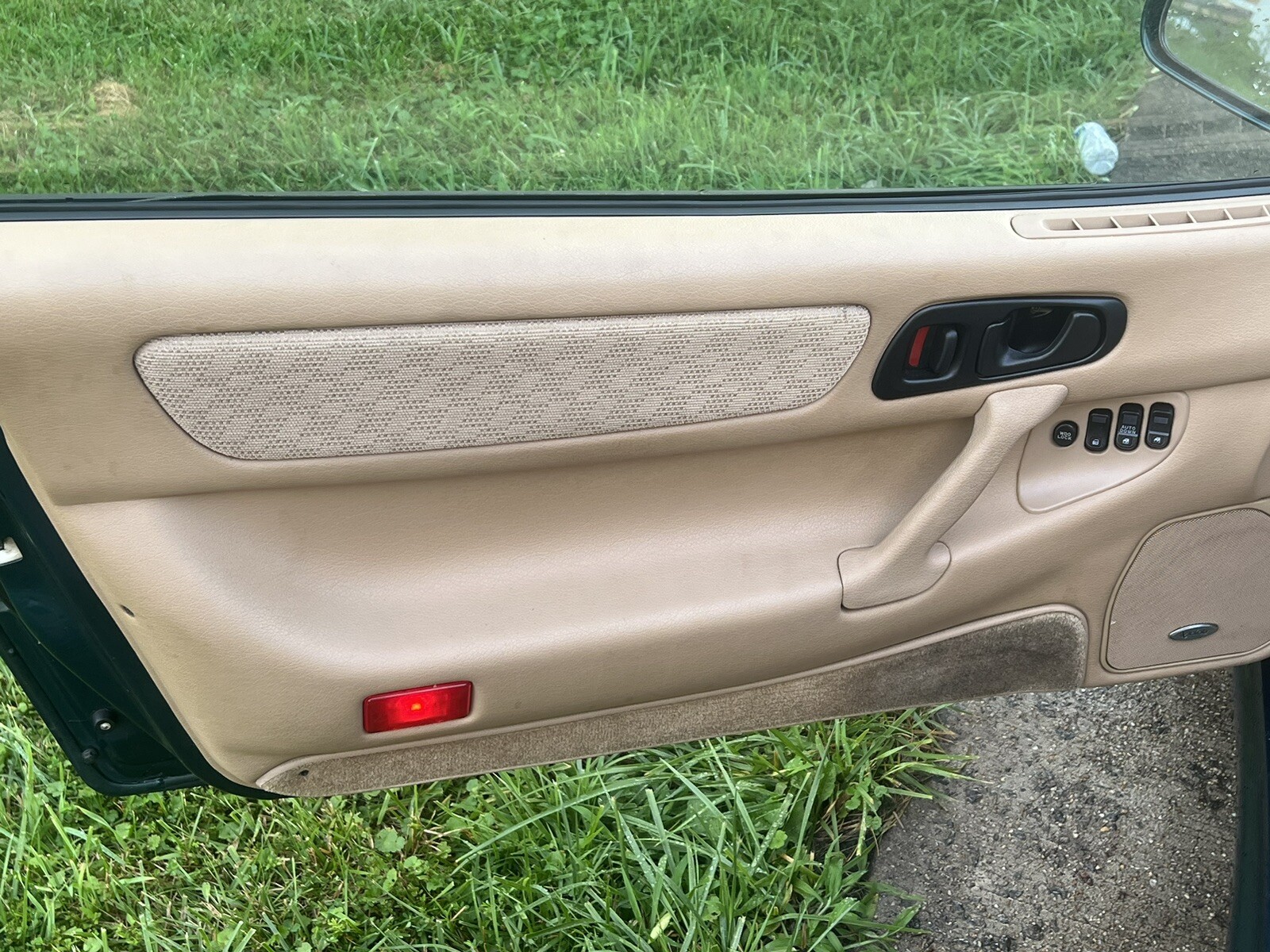 1990-1999 MITSUBISHI 3000GT LEFT & RIGHT DOOR INTERIOR TRIM COVER PANEL SET OF 2
