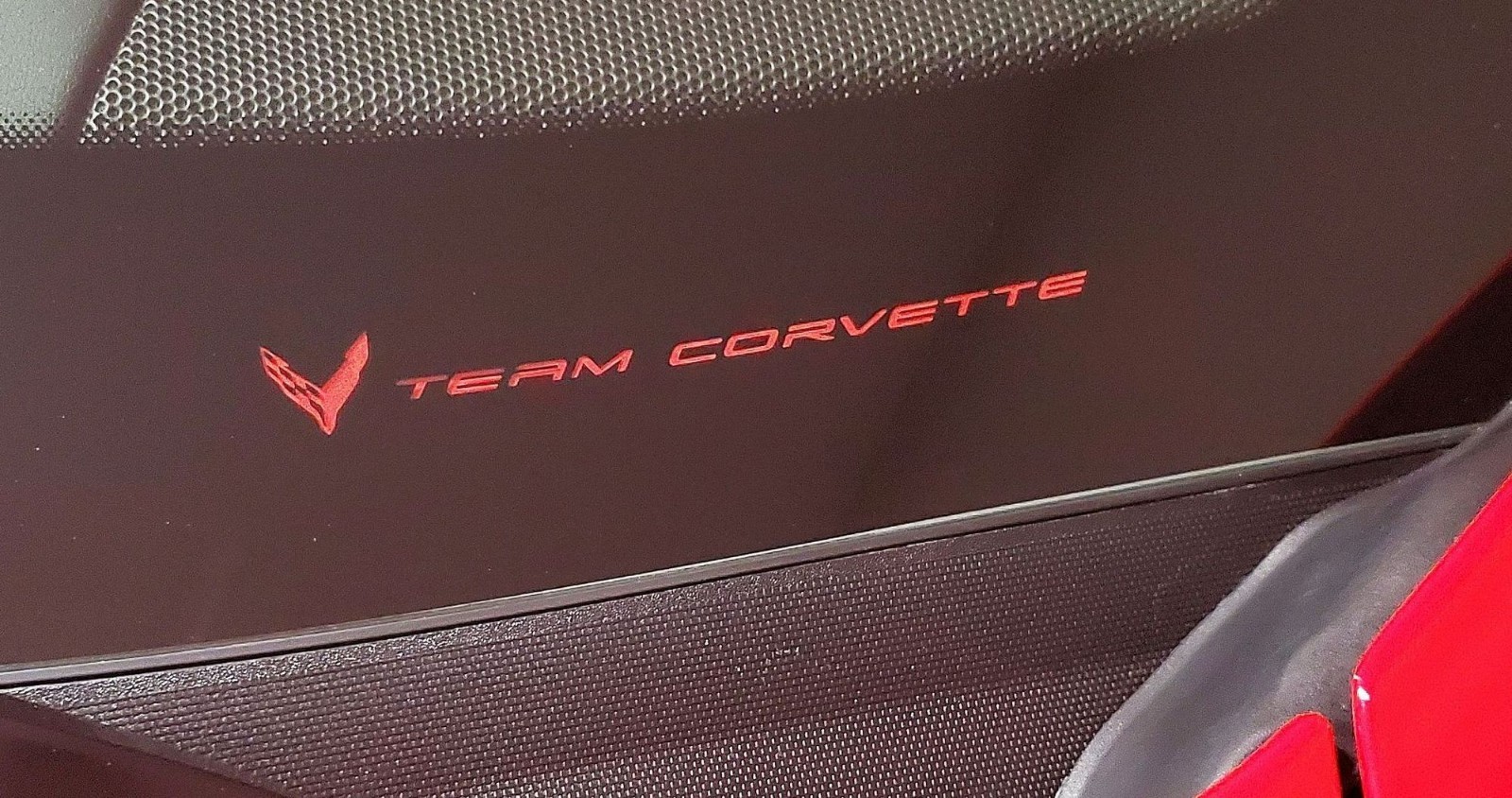 C8 Corvette TORCH RED \'TEAM CORVETTE\' PLAIN BLANK VINYL INSERT 2\