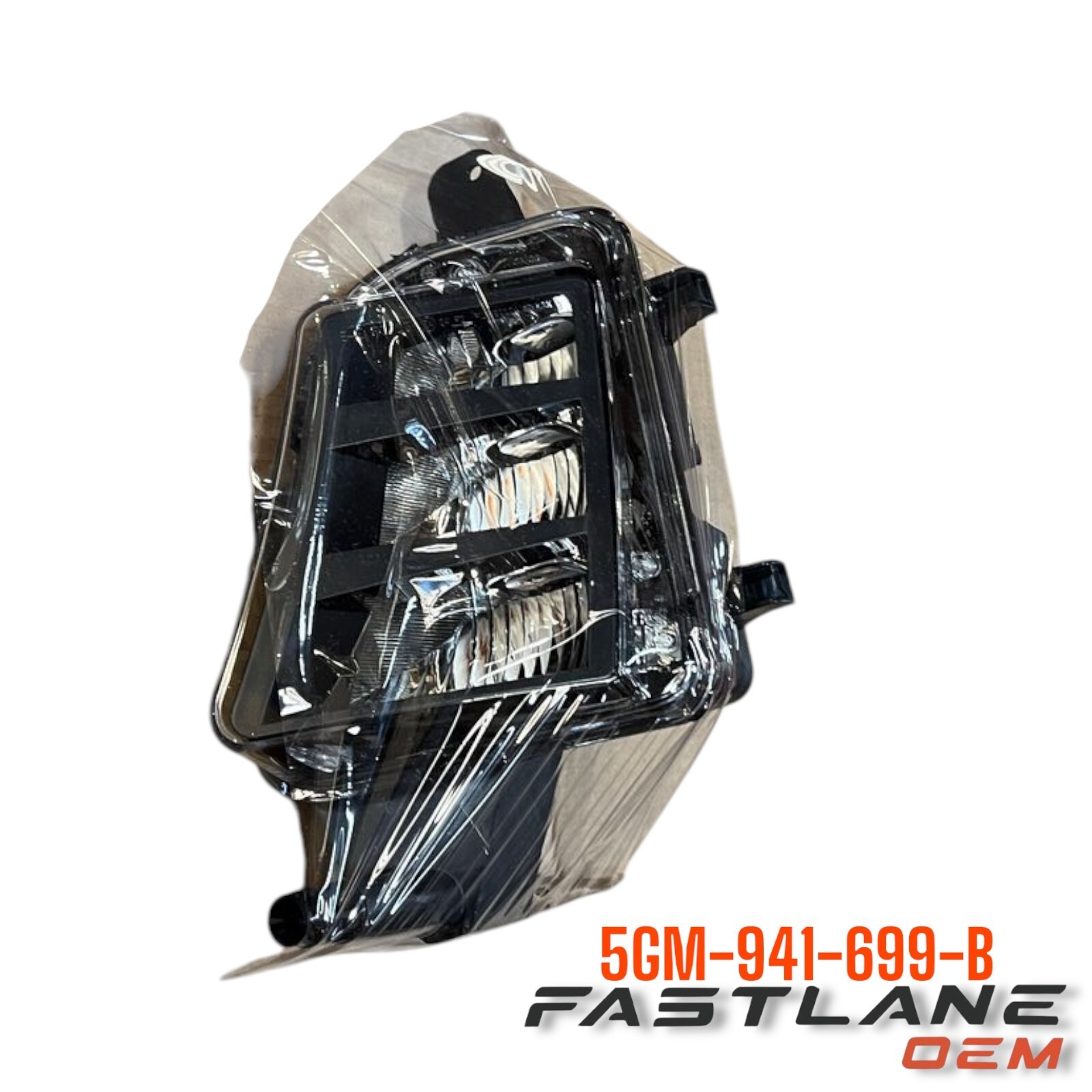 2018-2021 VOLKSWAGEN GTI LEFT FOG LAMP NEW OEM 5GM-941-699-B 2018-2021 VOLKSWAGEN GTI LEFT FOG LAMP NEW OEM 5GM-941-699-B