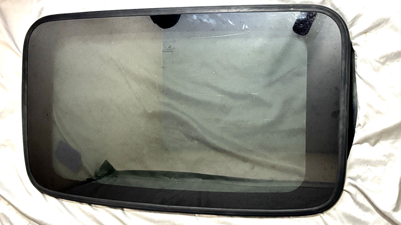 2002-2005 HONDA CIVIC Coupe Moon Sun Roof Glass OEM 02-05 2002-2005 HONDA CIVIC Coupe Moon Sun Roof Glass OEM 02-05