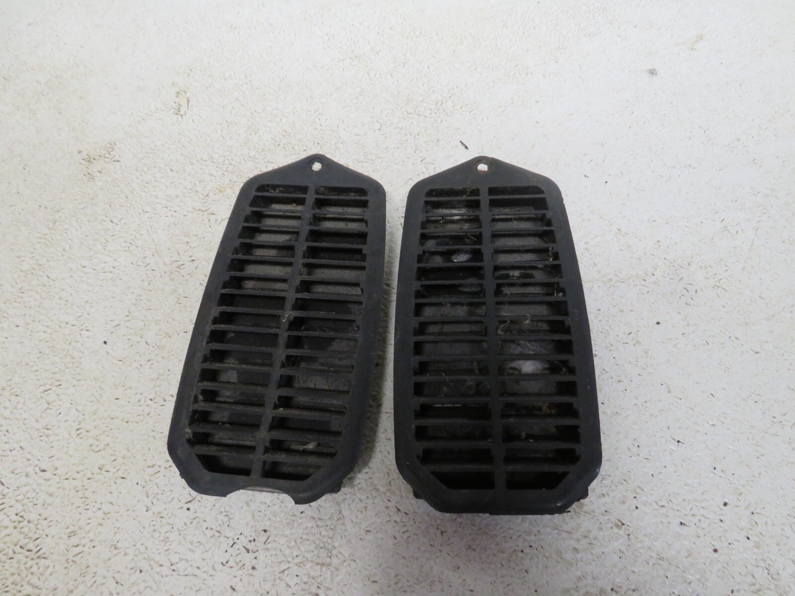 1980 80 CAMARO Z28  DOOR VENTS