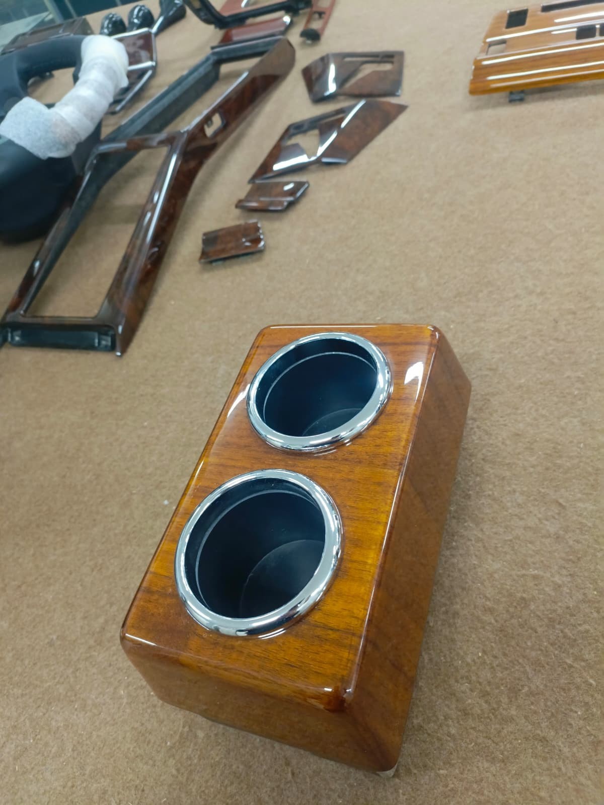 Mercedes benz w113 wood cup holder 250sl 230sl 280sl pagoda Mercedes benz w113 wood cup holder 250sl 230sl 280sl pagoda