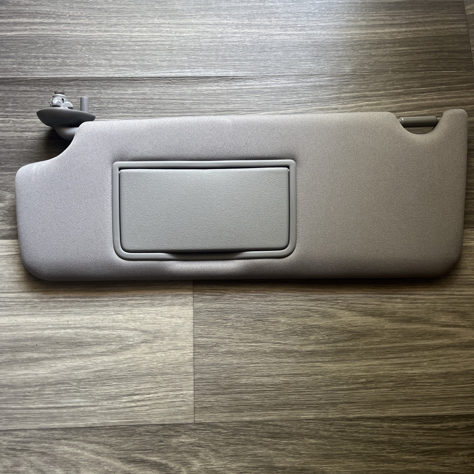 2017-2021 Honda Pilot Driver Side Interior Sun Visor 83280-Tg7-A02zb