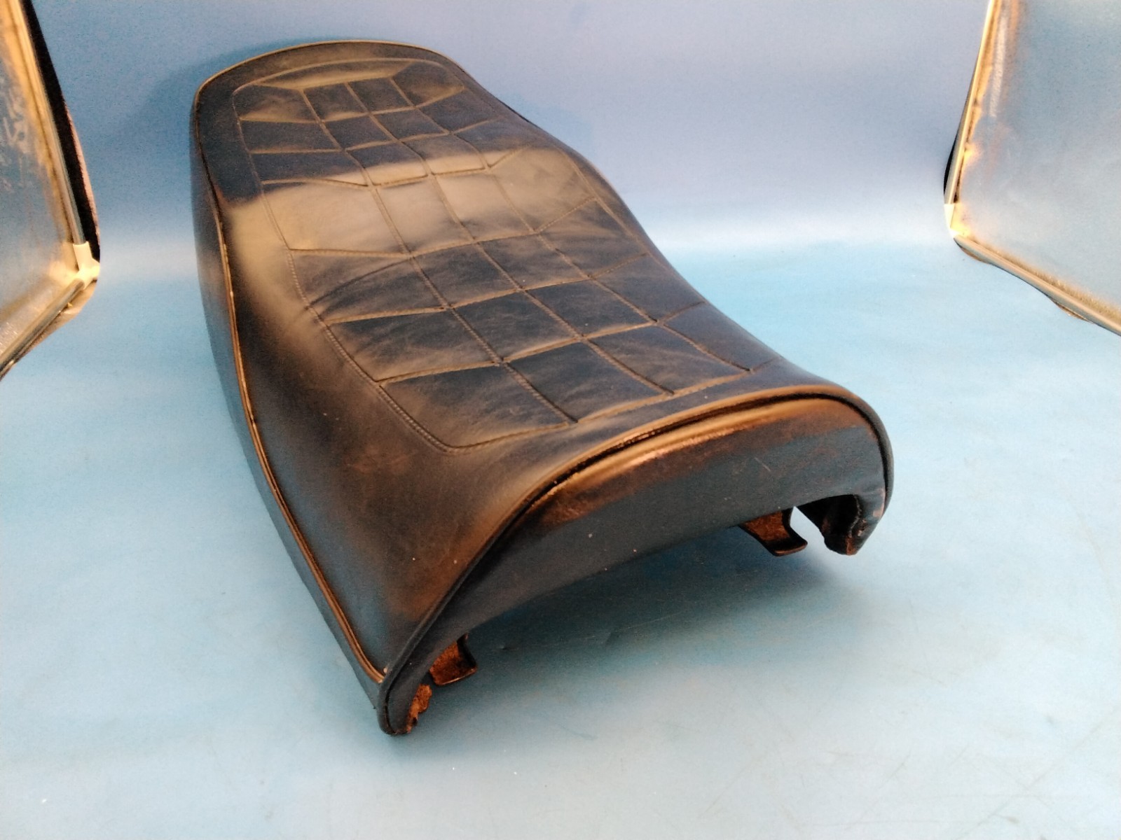 1981-1982 Kawasaki GPZ1100 Complete Seat GPZ1100 B1 B2 GPZ1100B2  GPZ1100B1