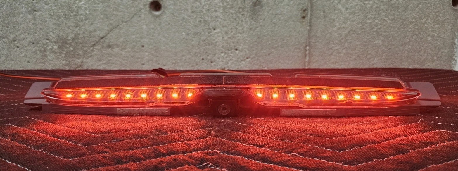 2009-15 Infiniti G37 Q60 Convertible Genuine Third Row Brake Light w/Camera
