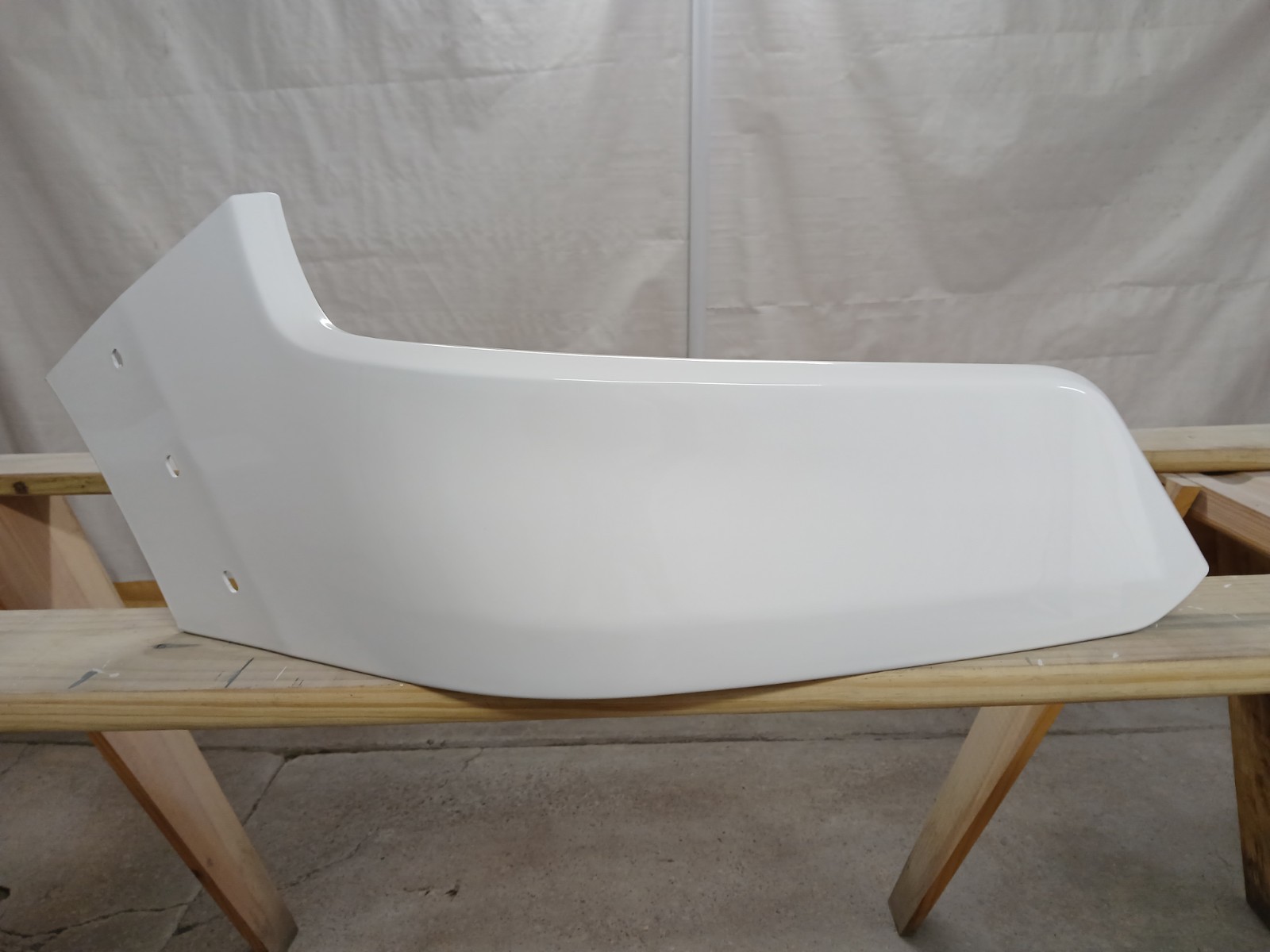 2019-2024 Dodge Ram 1500 Passenger Side Front Bumper Filler Panel Bright Wht NEW