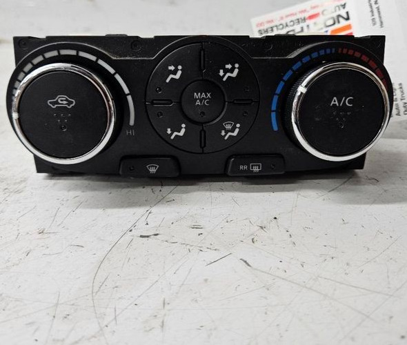 2010 - 2013 Nissan Altima AC Heater Climate Temperature Control Automatic OEM