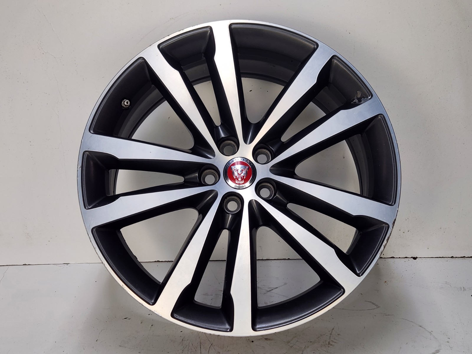 2018-2021 Jaguar E-Pace Wheel Rim 20X8 Alloy 5 Double Spoke OEM.