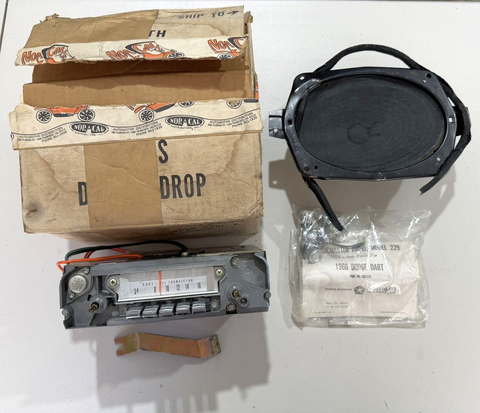 1966 Dodge Dart NOS MoPar Radio & Speaker Kit 66 GT D Dart 273 Hi Po w/ Knobs