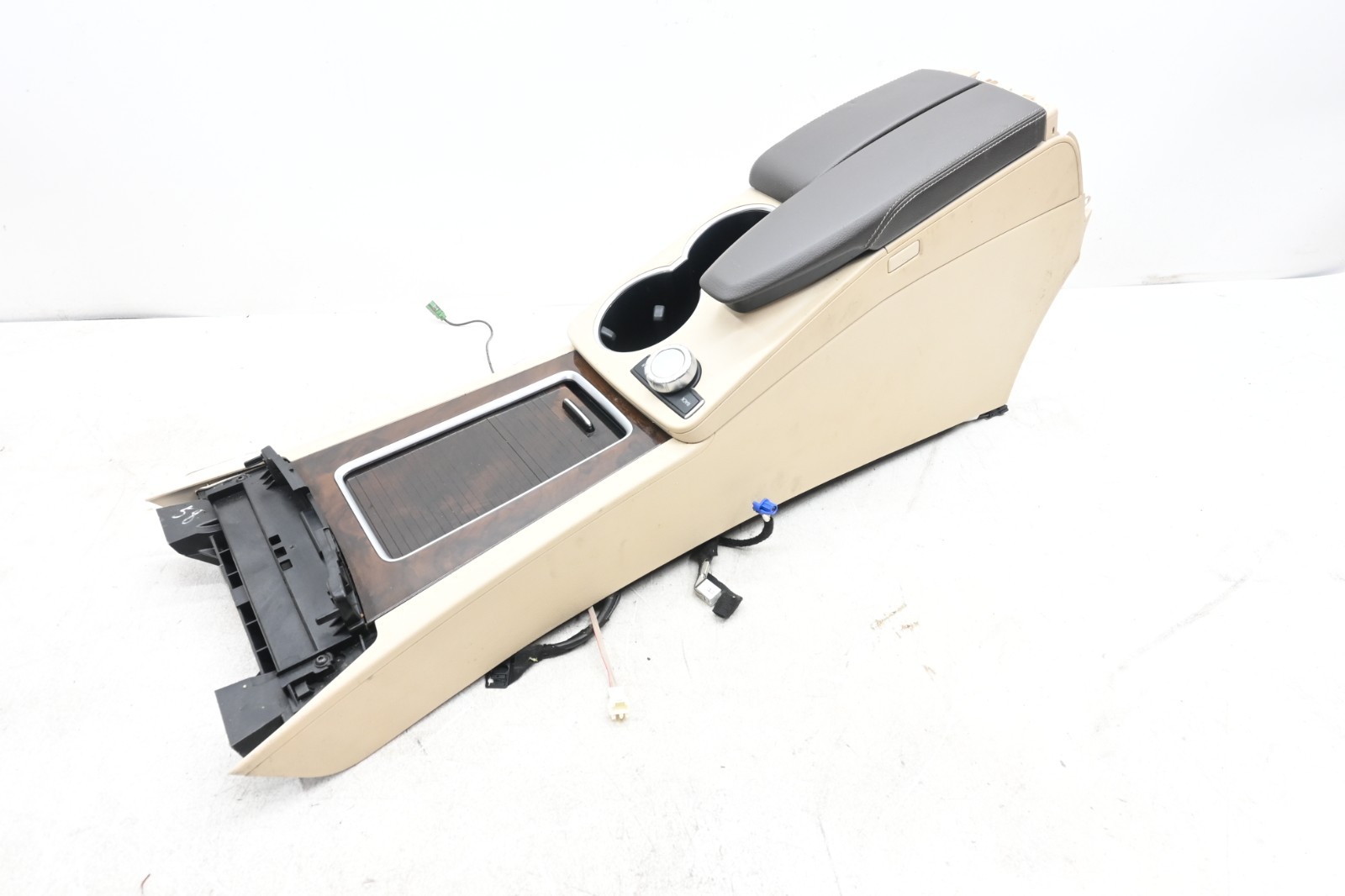 10-15 Mercedes X204 GLK350 GLK250 Front Center Console Armrest Assy Beige OEM