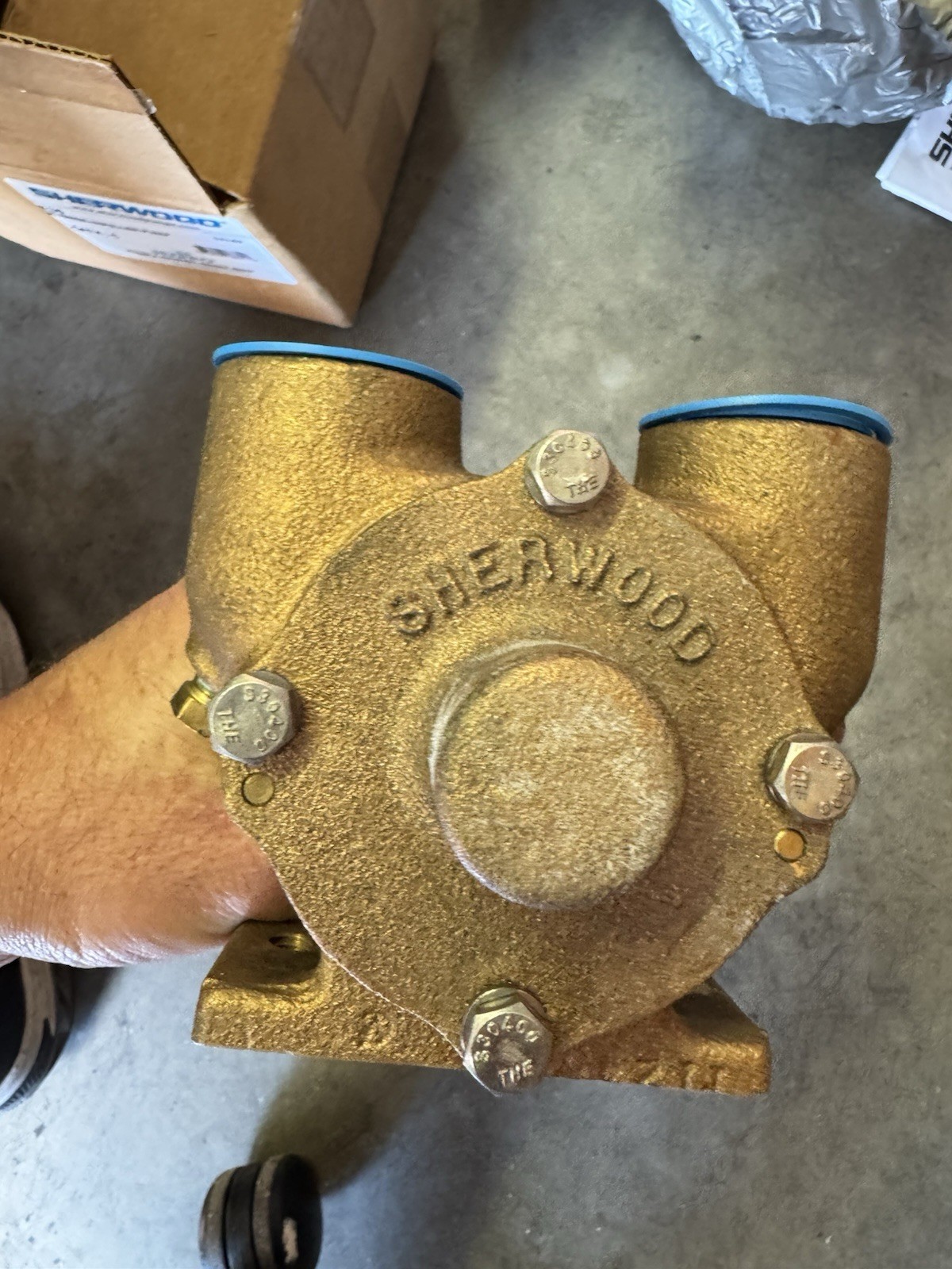 Sherwood E35 Marine Rubber Impeller Water Pump – New Old Stock Open Box Sherwood E35 Marine Rubber Impeller Water Pump – New Old Stock Open Box