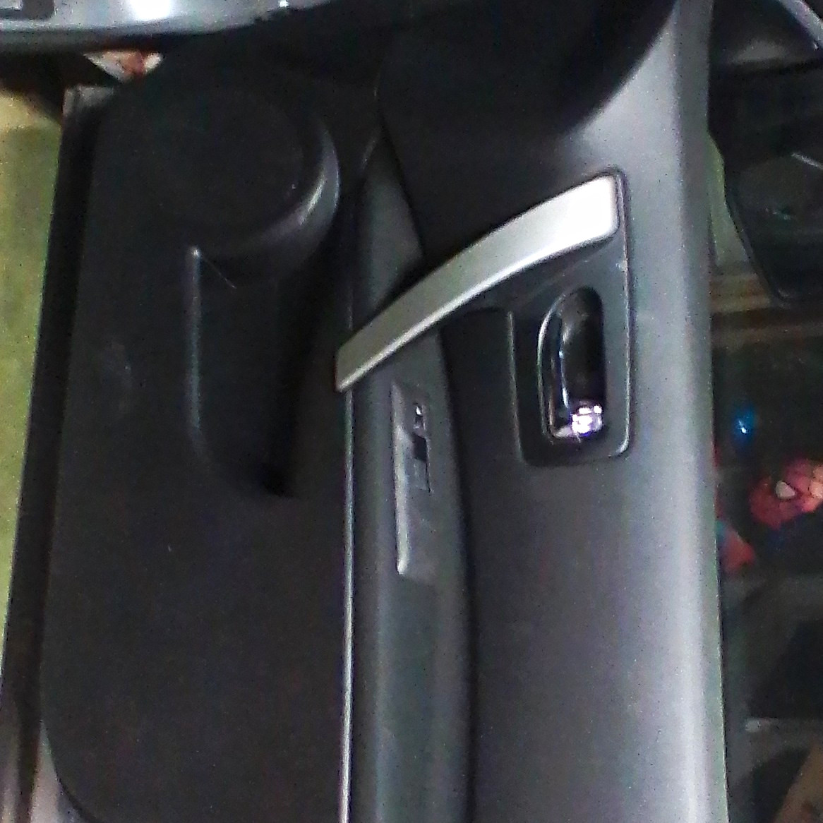 2012 Nissan Rogue Front Right Passenger Interior Door Trim Panel Black Oem