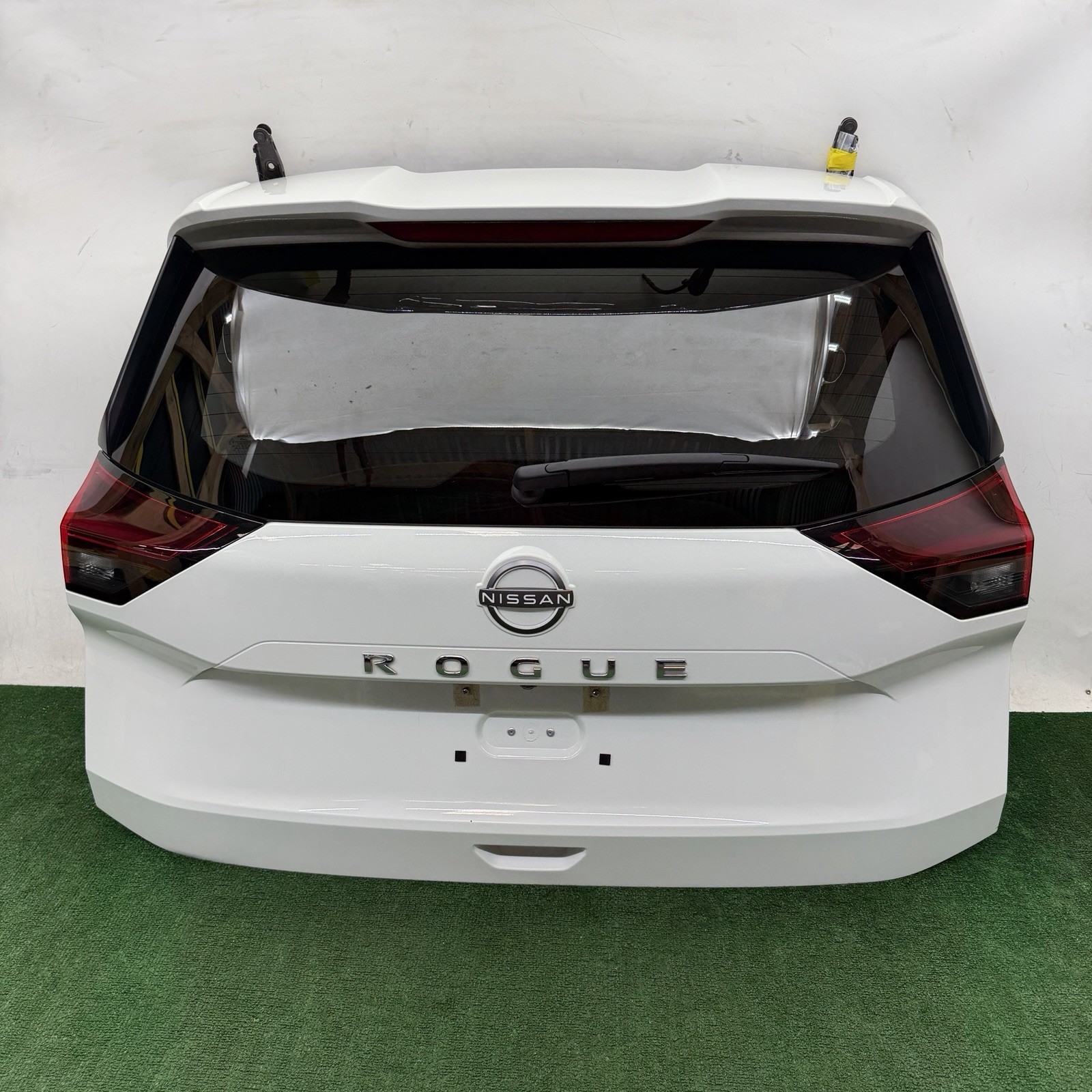 For 2021-2025 NISSAN ROGUE REAR POWER TRUNK LID LIFTGATE W/ SPOILER OEM For 2021-2025 NISSAN ROGUE REAR POWER TRUNK LID LIFTGATE W/ SPOILER OEM