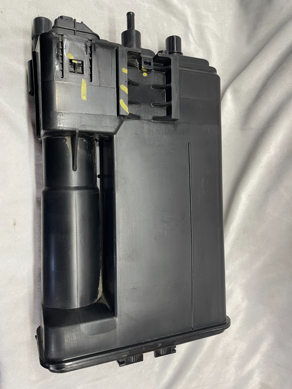 12-17 Toyota Camry 2.5L EVAP Charcoal Vapor Canister 77740-06220 OEM