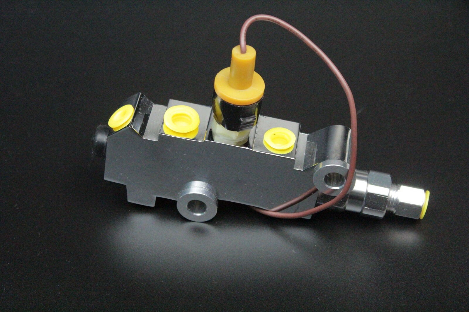Chrome Universal GM/Ford/Mopar Disc / Disc Brake Proportioning Valve PV4 