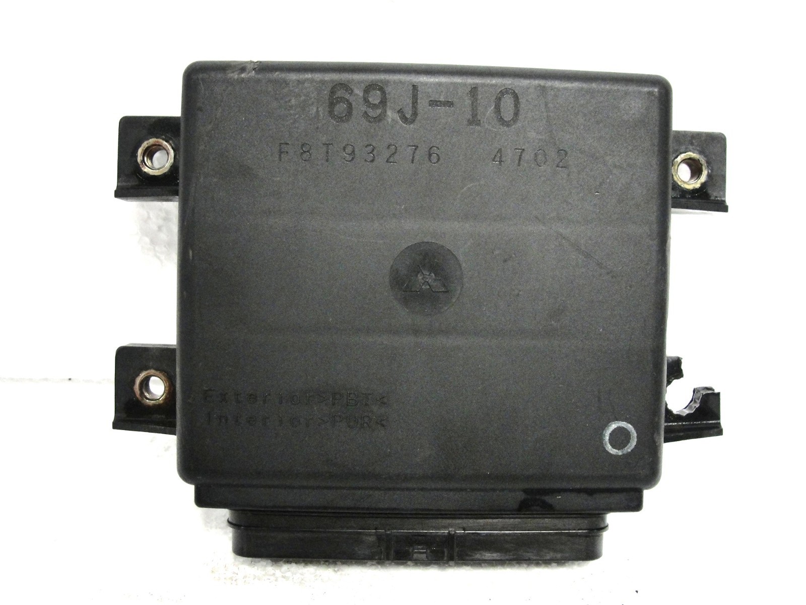 Yamaha / Mercury 225 hp 4-Stroke Outboard ECU Control Unit CDI 69J-8591A-10 Yamaha / Mercury 225 hp 4-Stroke Outboard ECU Control Unit CDI 69J-8591A-10