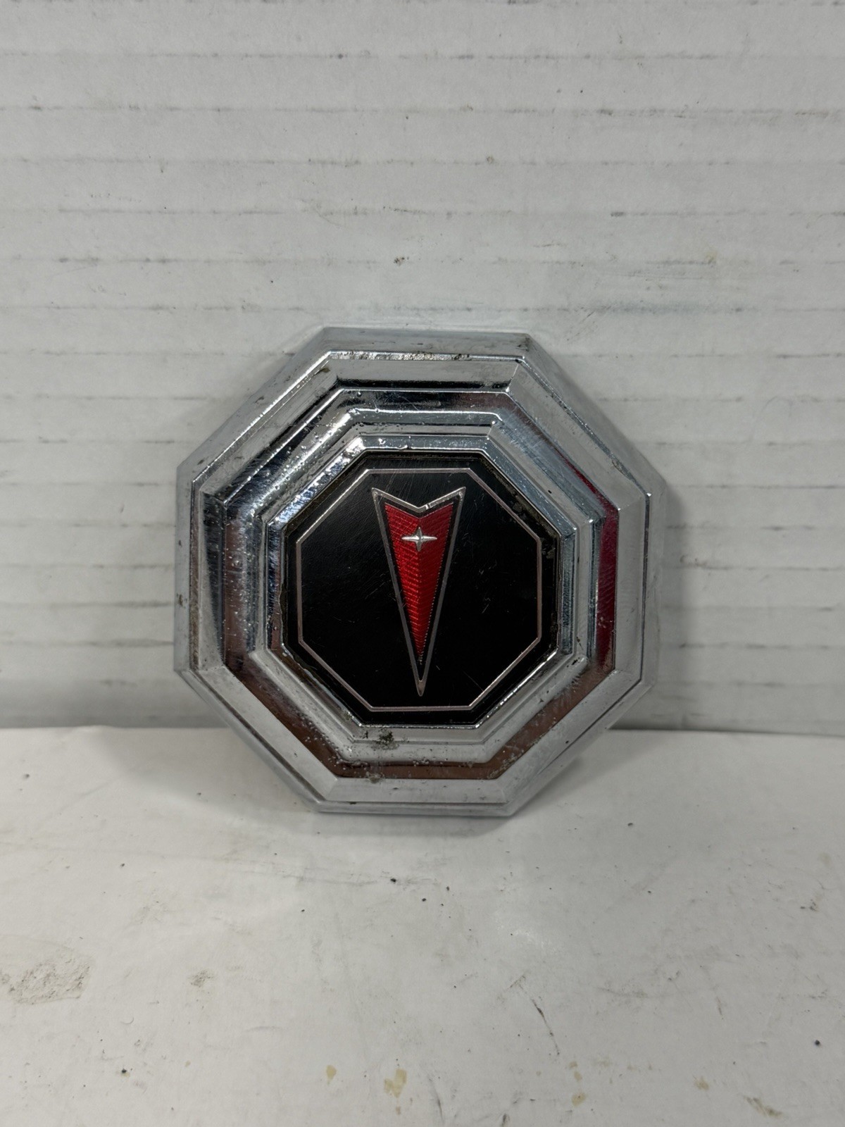 1978-1981 PONTIAC LEMANS AND GRAND AM TRUNK LOCK COVER FLIP