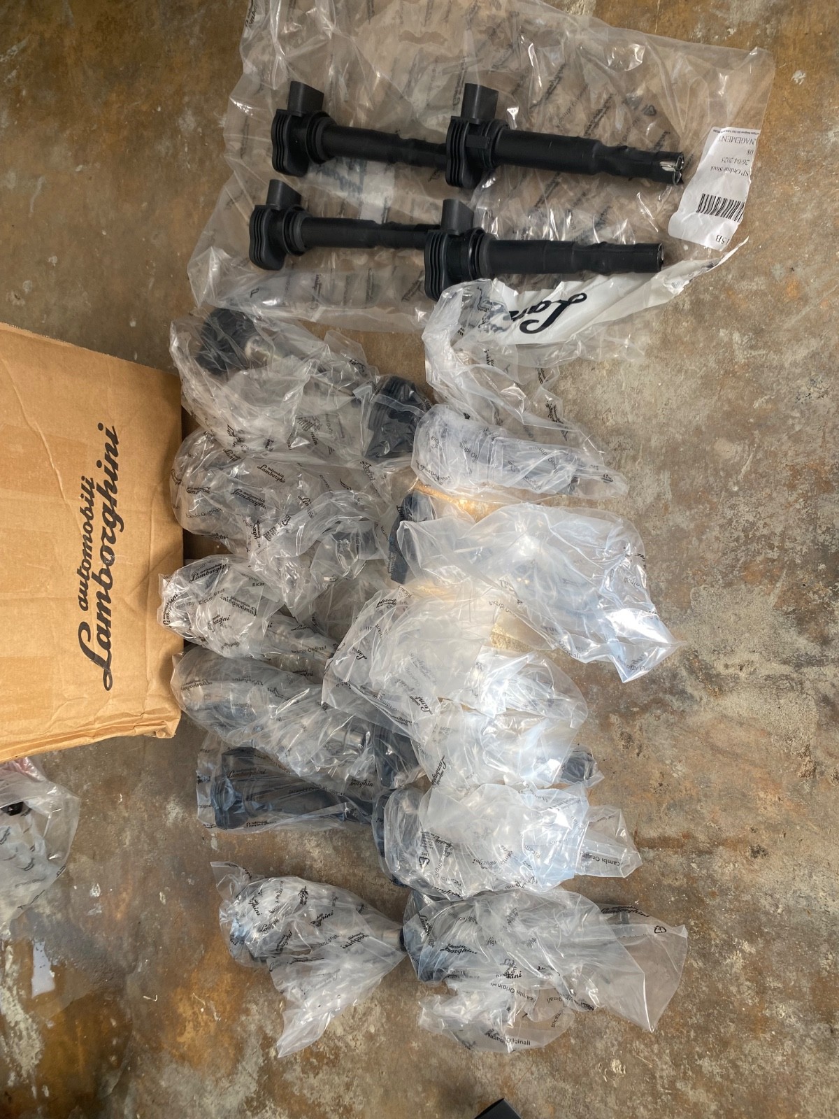 Lamborghini Murcielago LP640 ignition coils 16 units pgk Lamborghini Murcielago LP640 ignition coils 16 units pgk