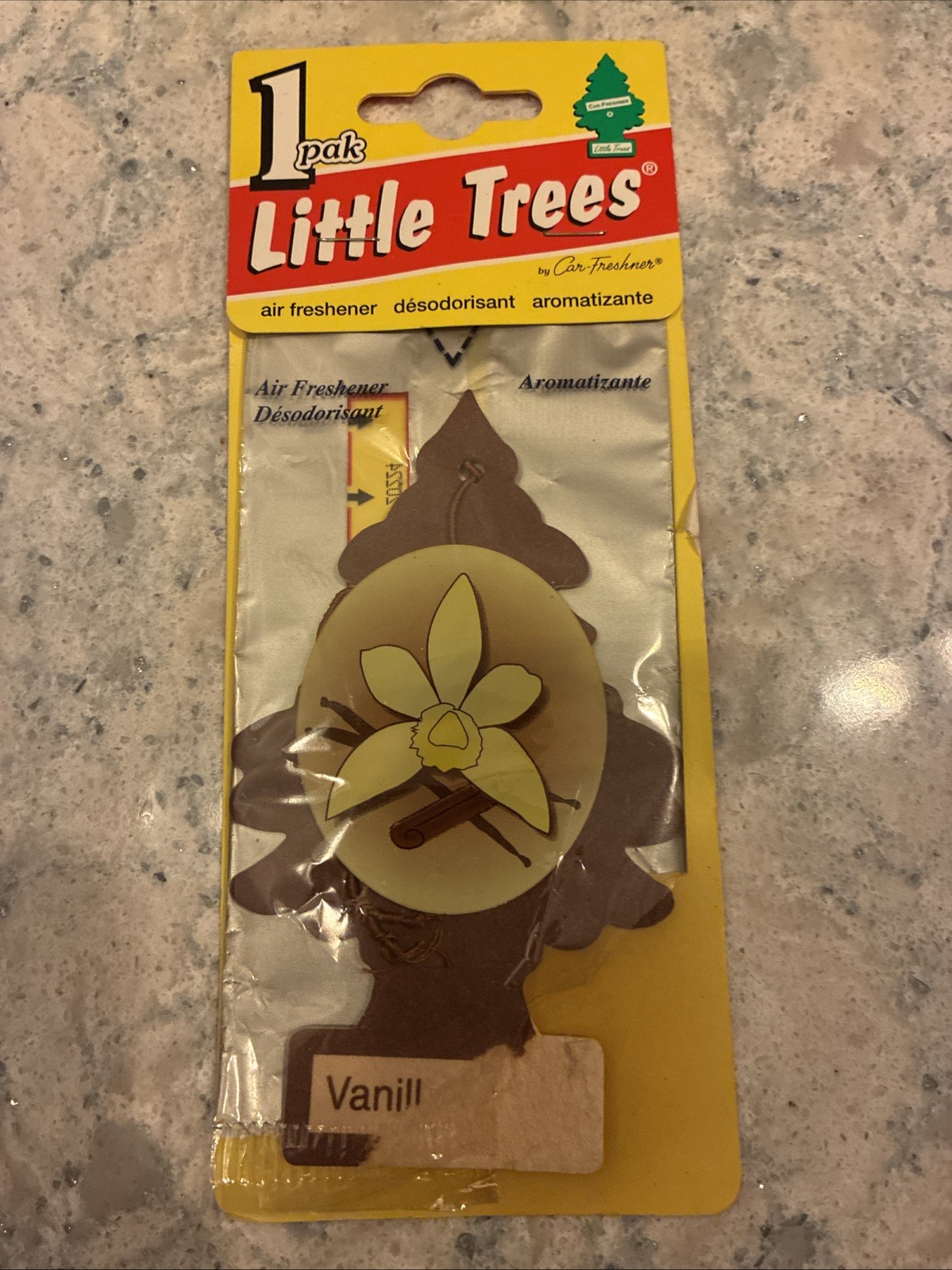 Vintage Little Trees Vanillaroma Air Freshener 1-Pack Corner Open Smells Awsome Vintage Little Trees Vanillaroma Air Freshener 1-Pack Corner Open Smells Awsome