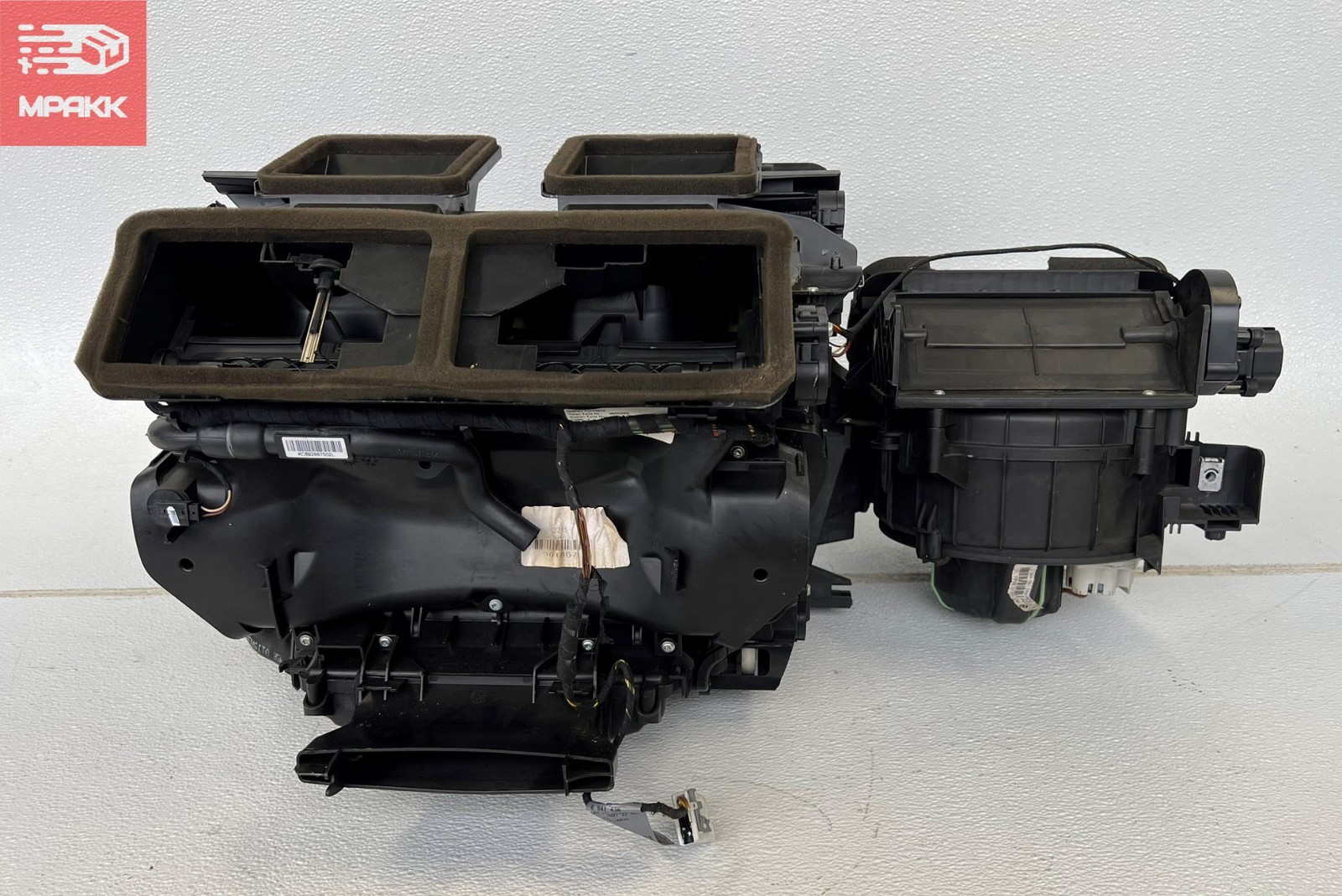2006-2008 BMW 328i HVAC A/C Climate Heater Housing Assembly OEM 64119132569 2006-2008 BMW 328i HVAC A/C Climate Heater Housing Assembly OEM 64119132569