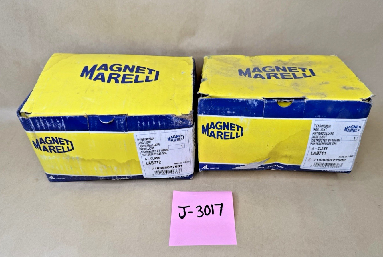 OEM Magneti Marelli NOS Mercedes-Benz Front Fog Lights LH RH LAB711 LAB712 H11