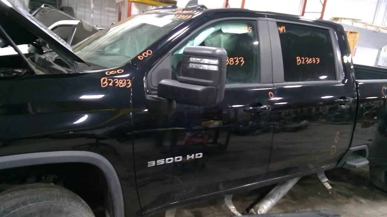 (LOCAL PICKUP ONLY) Driver Front Door Double Cab Fits 20-26 SILVERADO 2500 PICKU