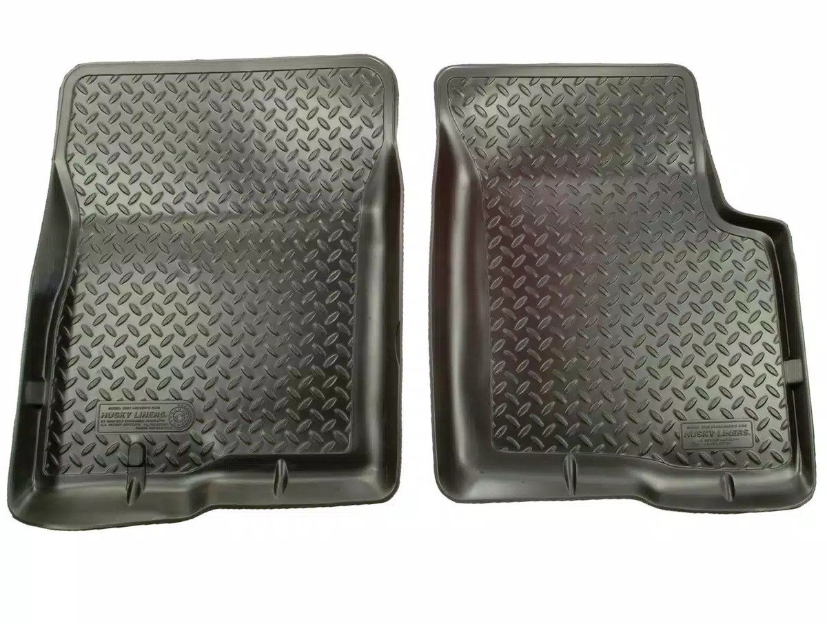Husky Classic Style Floor Fit 98-04 Frontier/00-04 Xterra Front Row 2pc Black