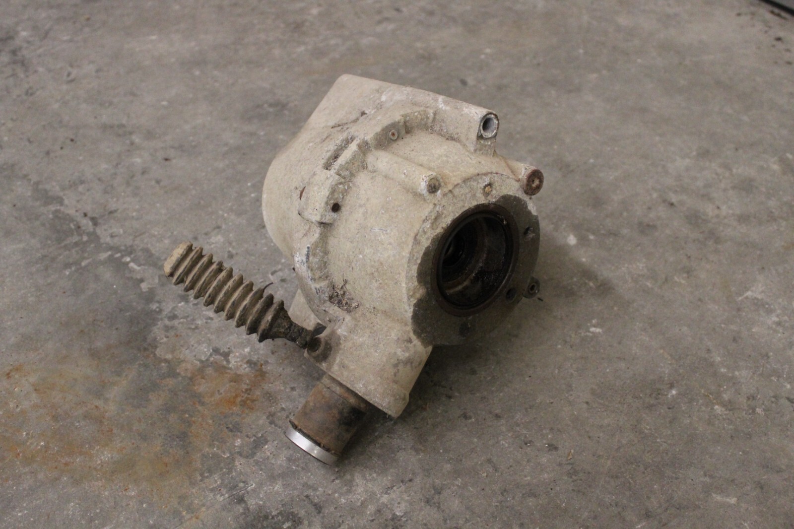 2005 JOHN DEERE BUCK 650 FRONT DIFFERENTIAL DIFF BOMBARDIER QUEST 05