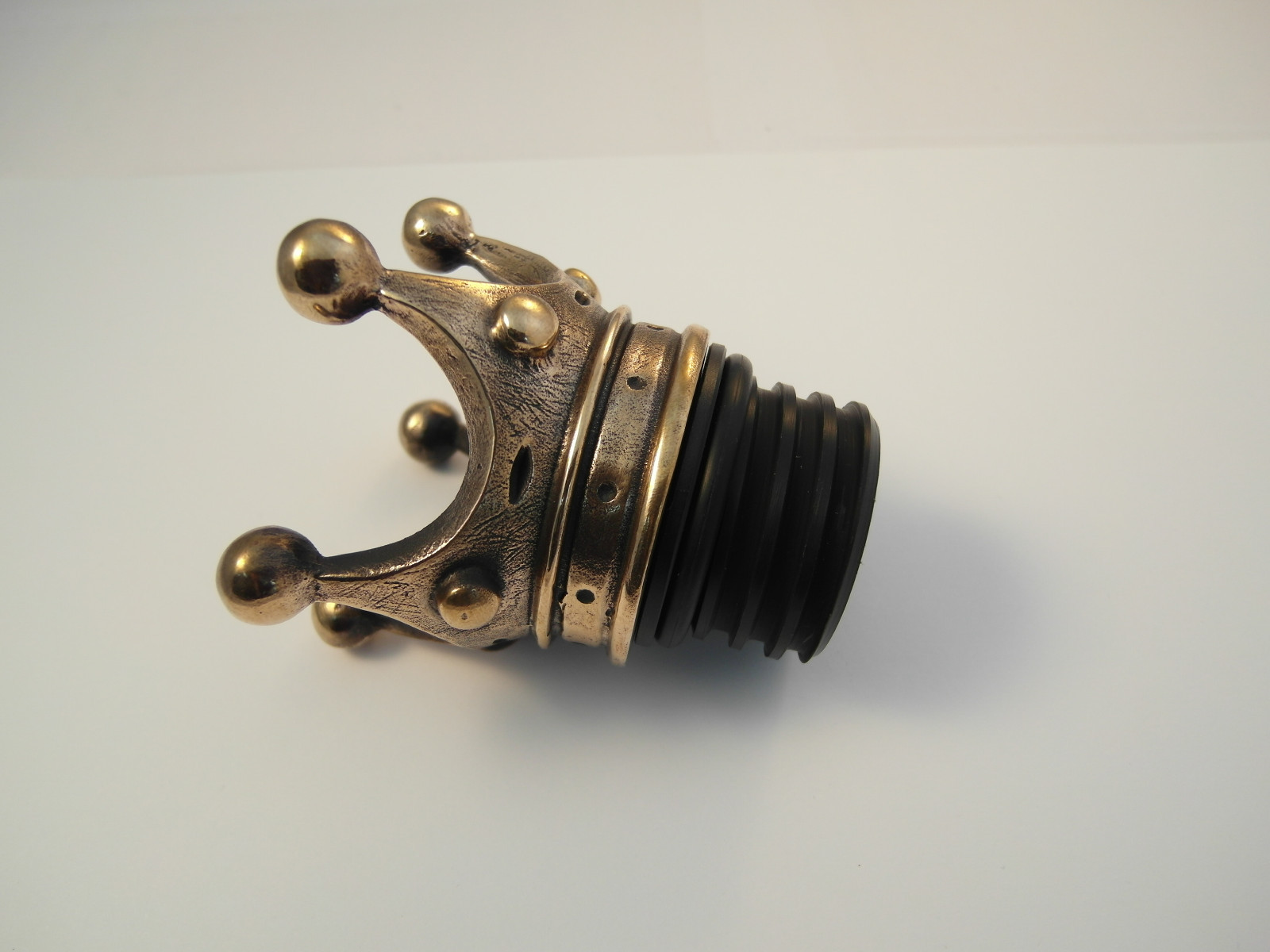 Harley Gas Cap CROWN, handmade bronze, custom bike